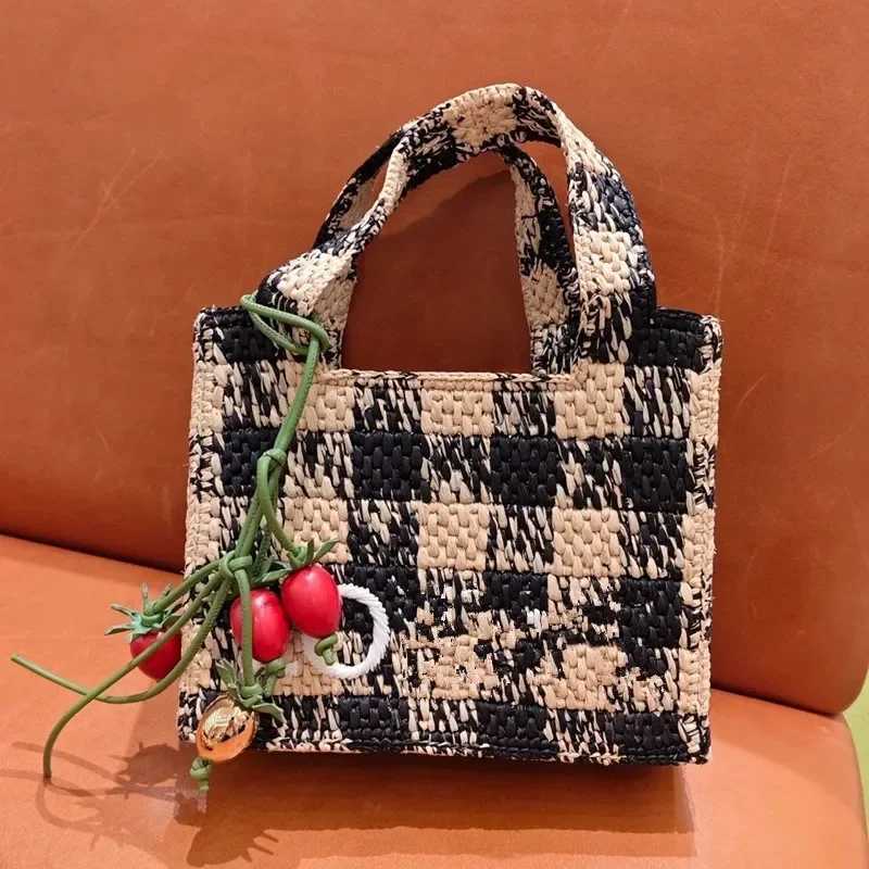 Bag Charm Exquisite Fruit Tomato Strawberry String Pendant Woman Allmatch Cute Backpack Pendant Bag Accessories J251121