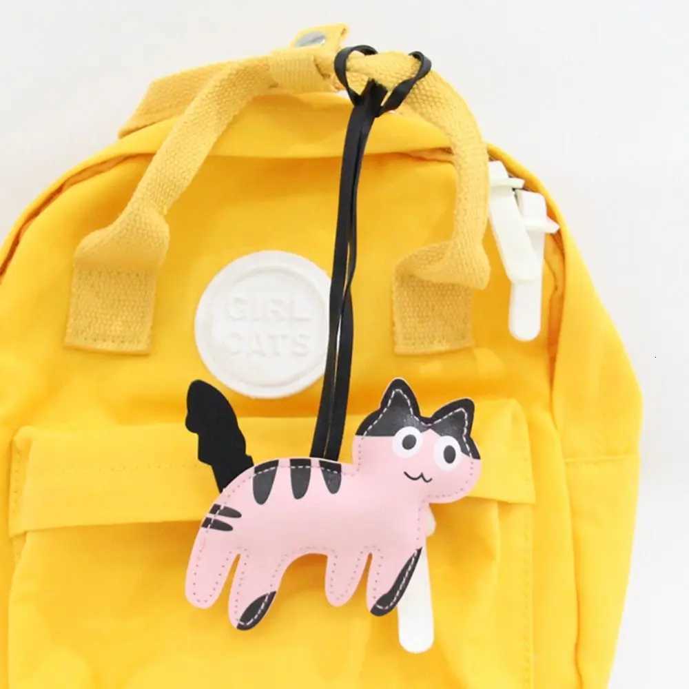 Lovely PU Leather PU Leather Cat Hanger Dog Cute Puppy Cartoon Keychain Fashion Cartoon Bag Pendant Car Accessory W251021