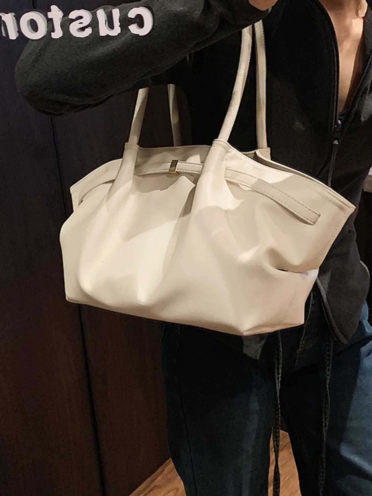 Ele Wens Tote Bag Faiable Handheld Underarm Bag Versatile Single oder Bag for Spring Summer Casual Ocns Y251021