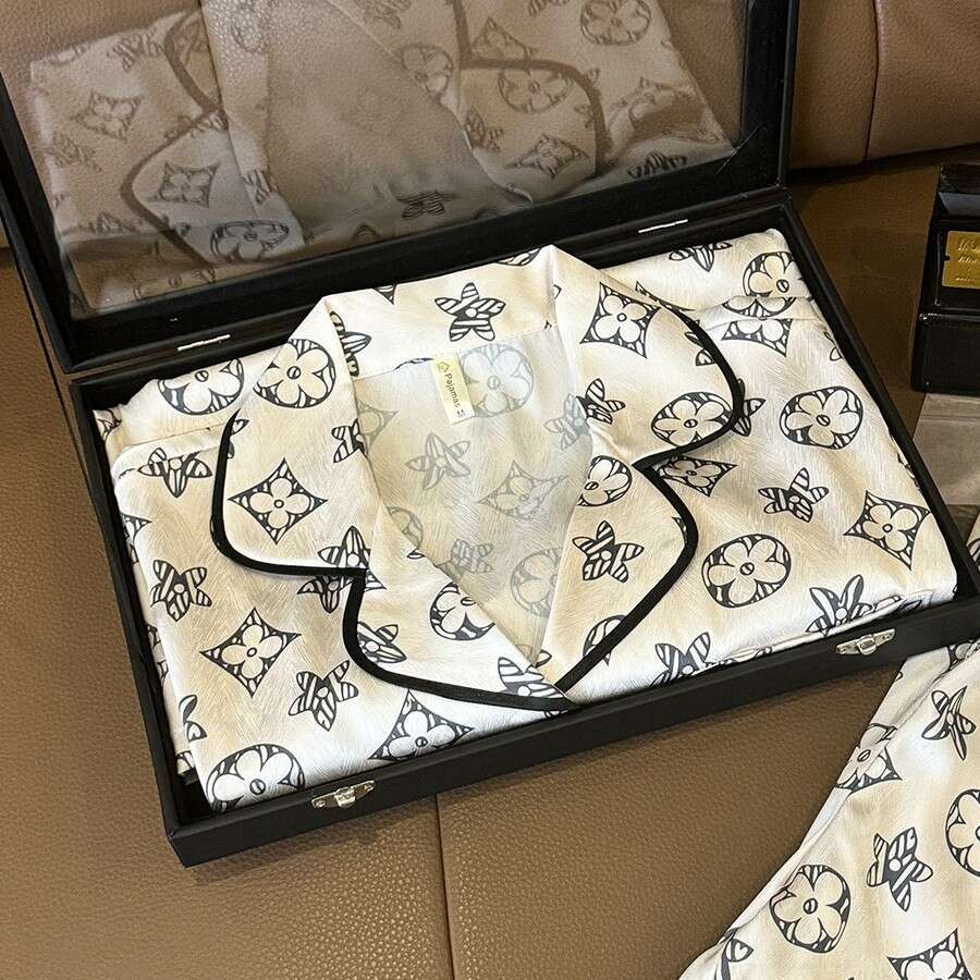 2025 New Ice Silk Couple Pajamas Short Sleeve Shorts Turn-Down Collar Cardigan Simple Plus Size Printed Homewear Wearable Outside