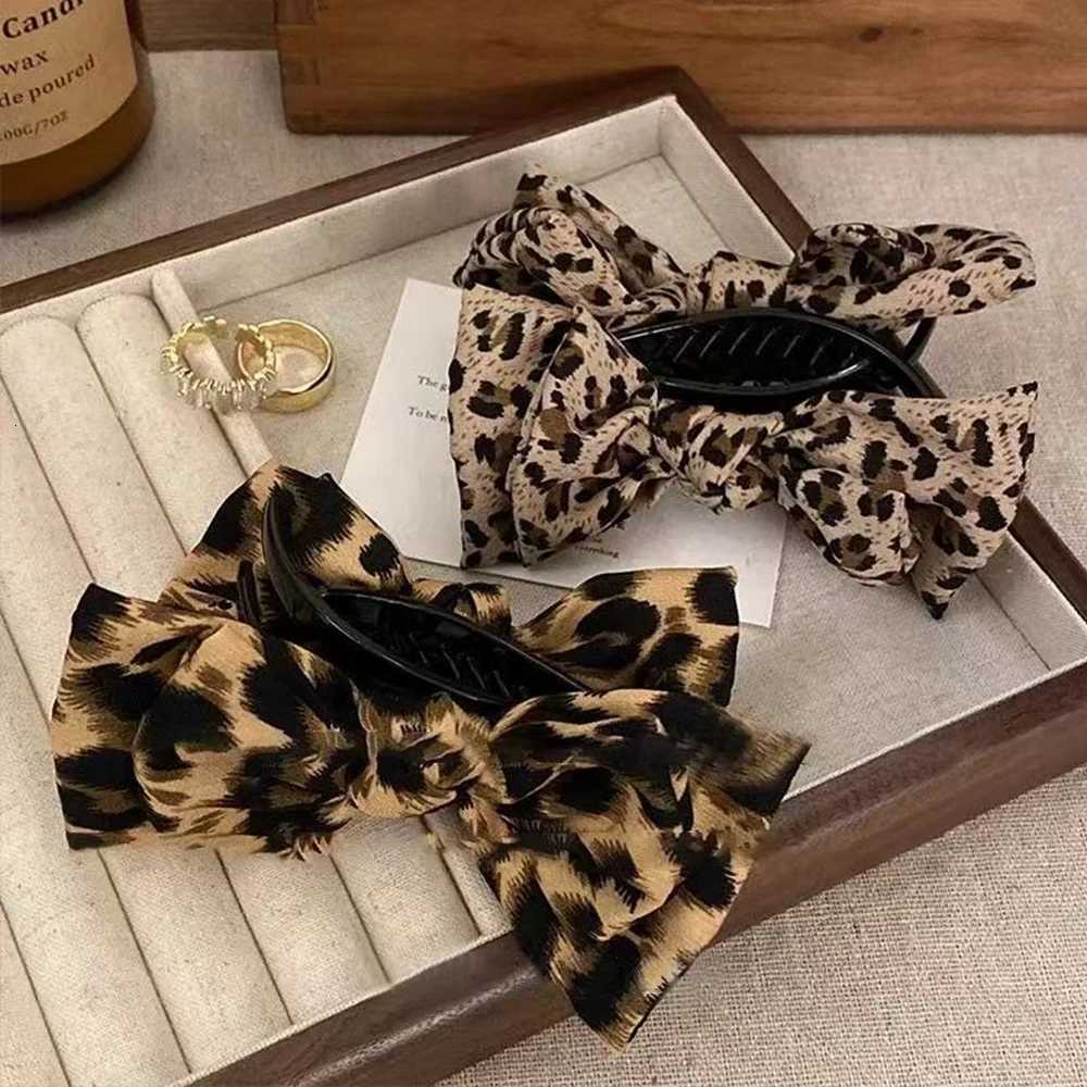 1pc Vintage Leopard Print Bow Premium Hair Grab Hair Accessory is suitable for women to wearW254021