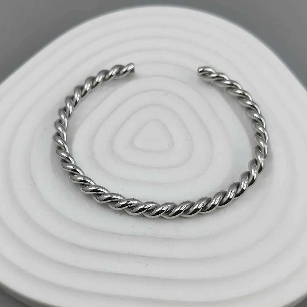 Doublelayer wirewrapped stainless steel goldplated 18K bracelet highquality waterproof silver jewelry gift for couples J251021