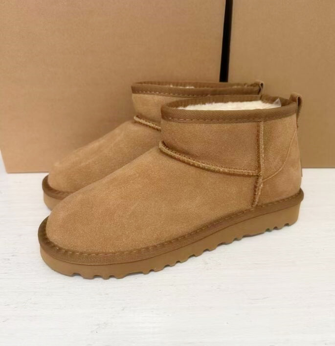 Man Women slipper shport mini snow boots cozy Sheepskin Plush fur keep warm boots casual shoes Beautiful gifts
