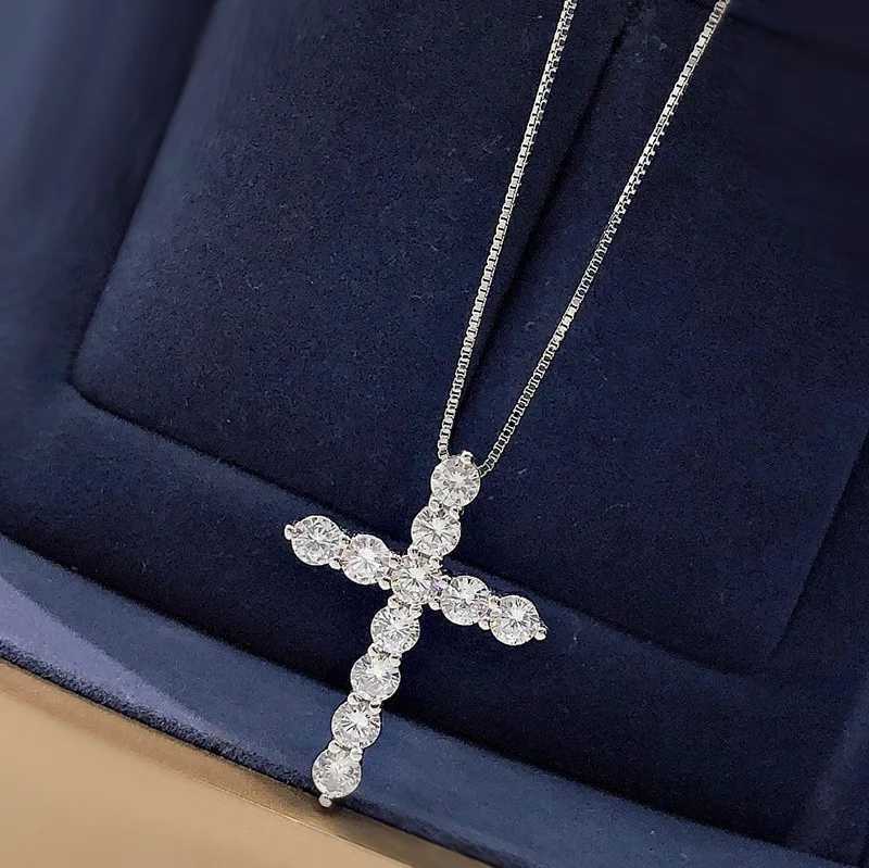 Hot Shiny crystal classic cross Pendant 925 Sterling Silver Necklace For Woman men 18 inch Box chain Fashion luxury Jewelry GiftXJ251018