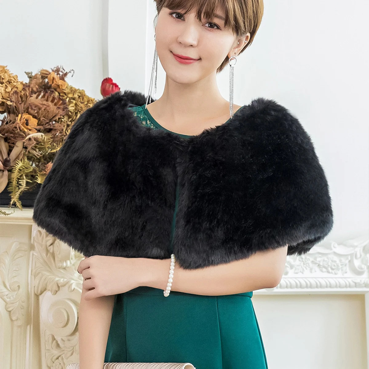Fashion Faux Fur Shawl Wrap Formal Party Wedding Dress Code Luxurious Women Thermal Cape Coat 251021