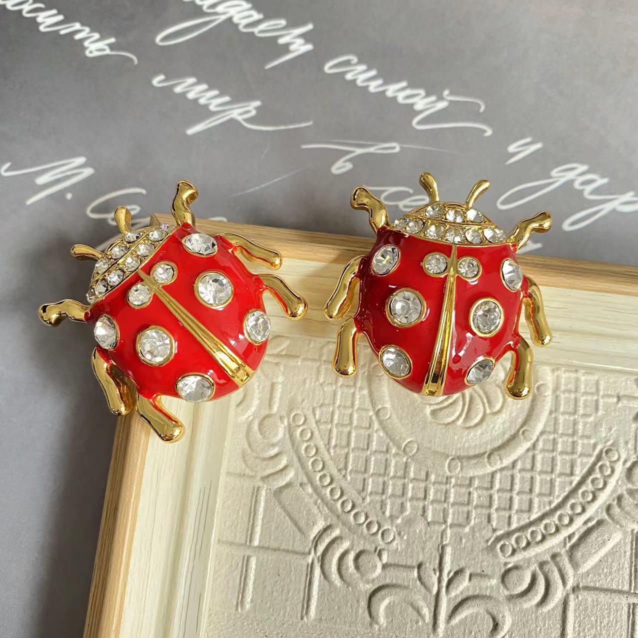 Designer earrings diamond earrings Retro pure silver enamel earrings for women colorful zircon seven star ladybug sweet and fashionable creativity fre