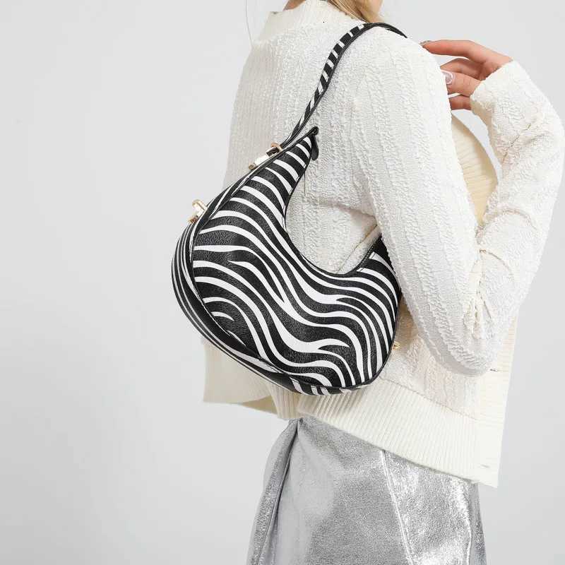 Cow Prints Underarm Shoulder Bags For Women French Style Small Crossbody Phone Bag Luxury Designer Versatile HandbagsXJ251021