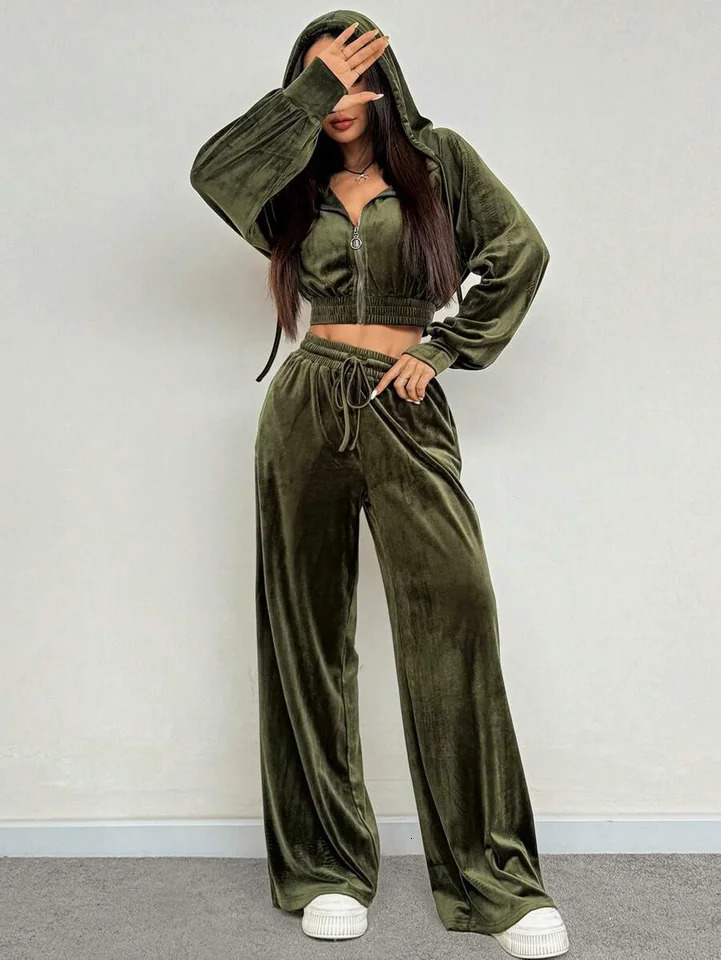 Womens Velvet Long Pants Set Autumn Winter Zipper Sweatshirt Loose Fit Casual Sportswear Plain Pattern 251021