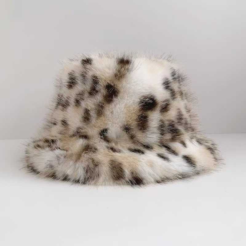Style Leopard Print Plush Fisherman Hat for Women Autumn and Winter Slimming Thickened Warm Ear Protection Large Head Circumference Fisherman Hat H251