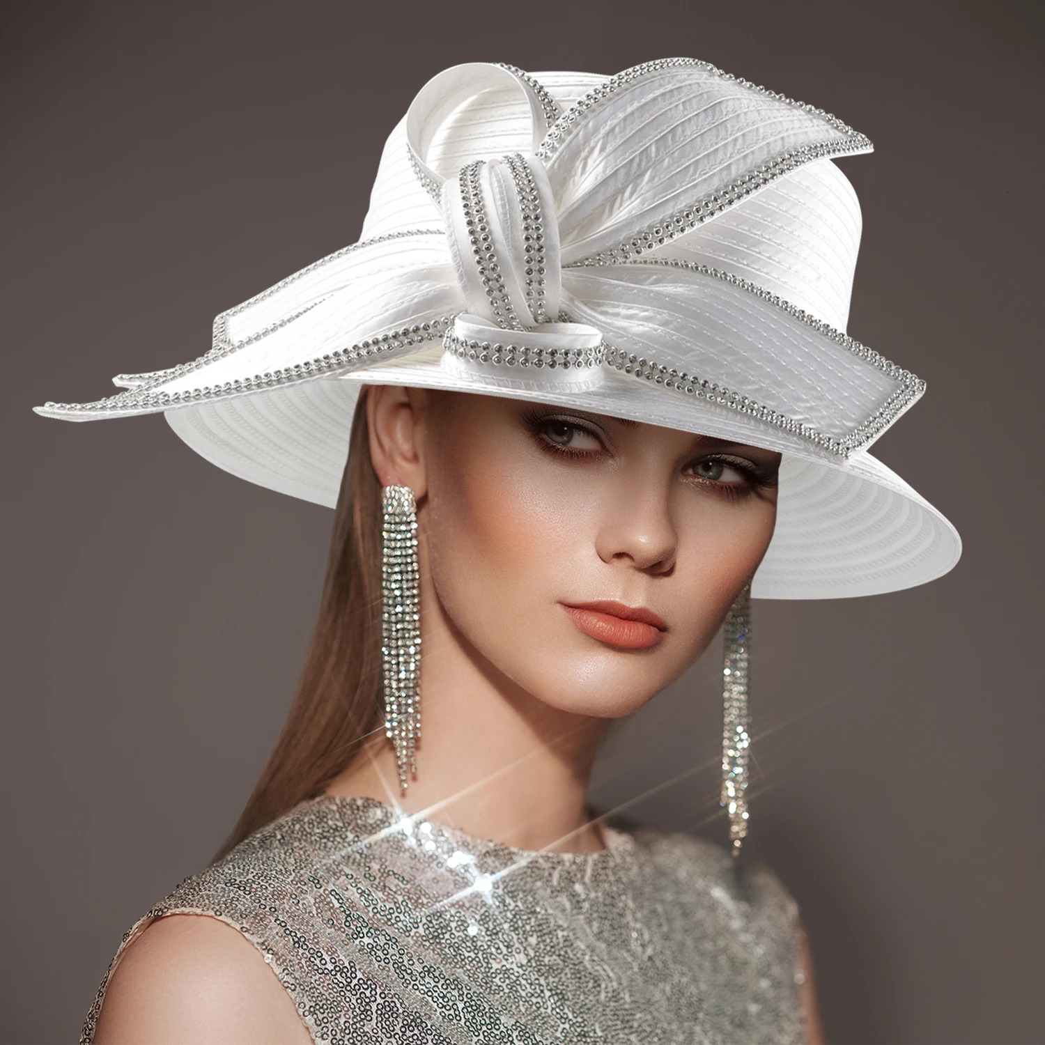 Deluxe White Church Hat Party Banquet Satin Cloth Pography Hats Premium Chains Formal Hat Flower Top Cap For Women Ladies 251016