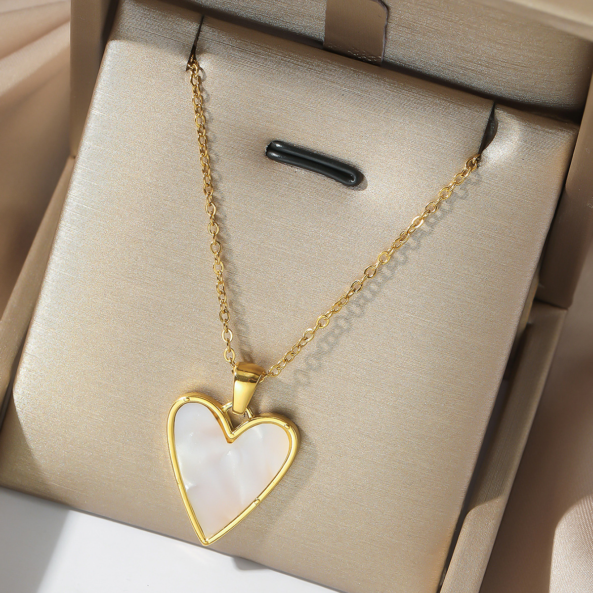 Necklace for women heart double-layer design fashionable and sweet temperament stainless steel necklace designer necklace free shipping