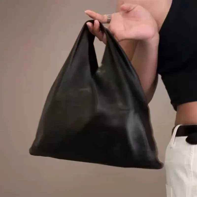 Ladies Designer New Soft Leather Dumpling Bag Fashion Leisure Versatile Handbag PU Leather Armpit Underarm Shoulder Bag Z251018