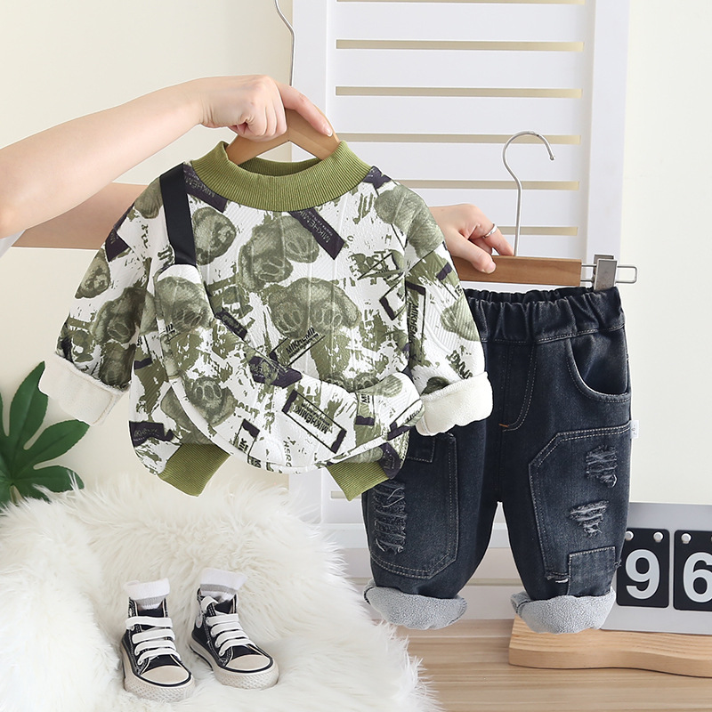 2025 Boys Fleece-Lined Hoodie Set 2-Piece, Korean Street Style Winter Outfit for Toddler Boys