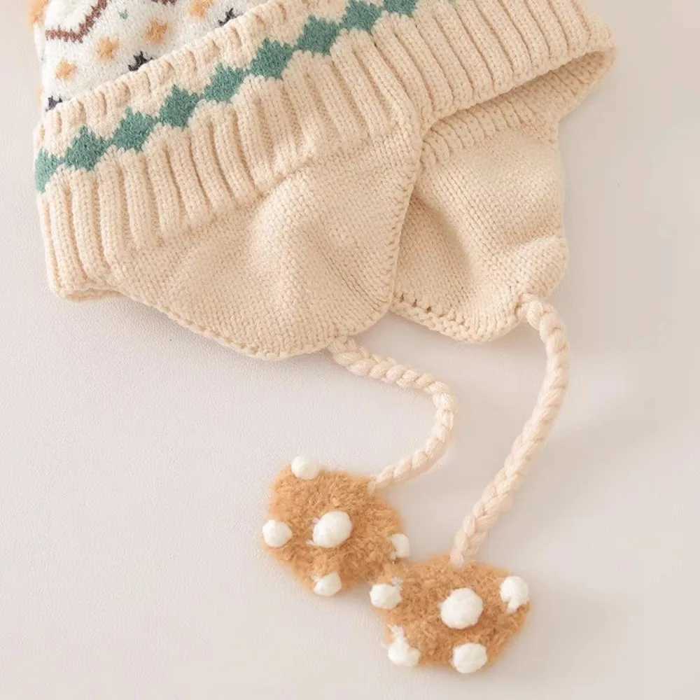 Fashion Pompom Warm Hat Windproof Knitted Beanie Cap Cold Proof Ear Protection Hat Winter J251021