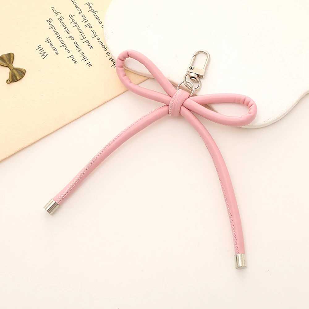 Y2K Grunge Leather Bow Keychain Vintage Harajuku Charms Bag Pendant Mobile Phone Pendant Accessories Korean Fashion W251021