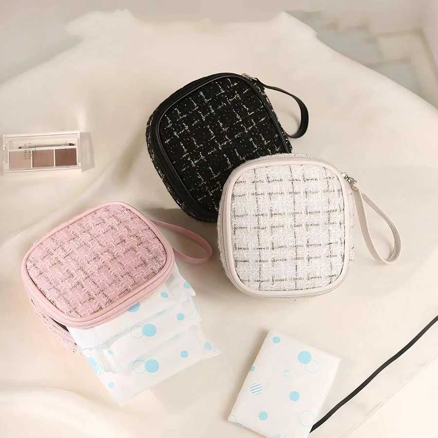 Portable Luxury Style Small Square Cosmetic Bag Sanitary Napkin Storage Bag Handheld Hygienic Purse Fashionable Makeup PouchW251021