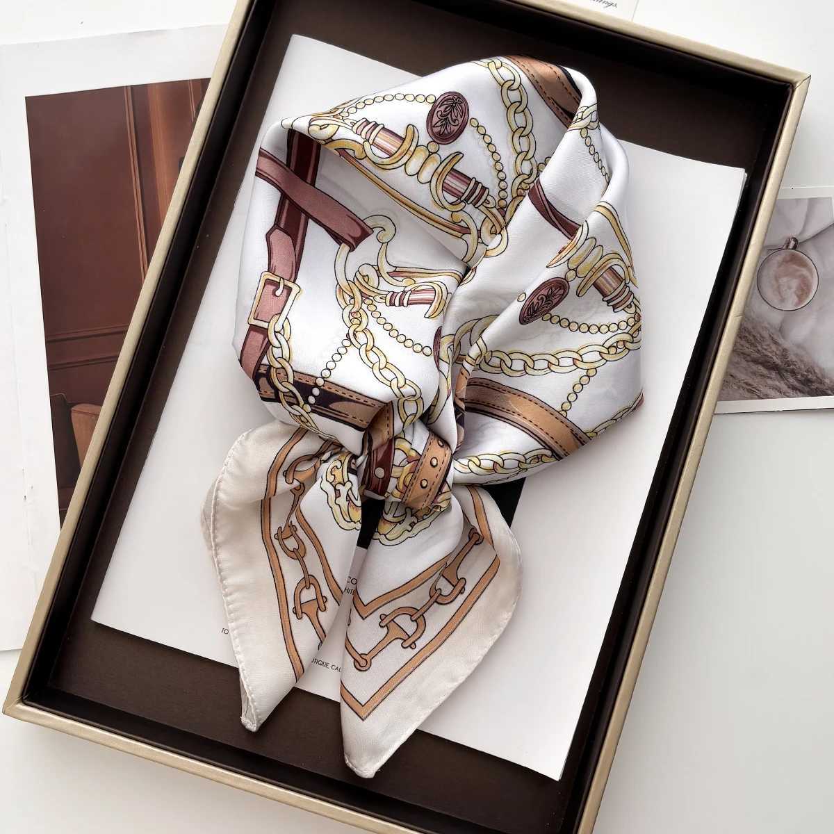 Luxury Silk Square Scarf for Wen Print Kerchi Soft Satin Haiand Hands Bag Ribbons Foard Hijab Neckerchi bandW251021