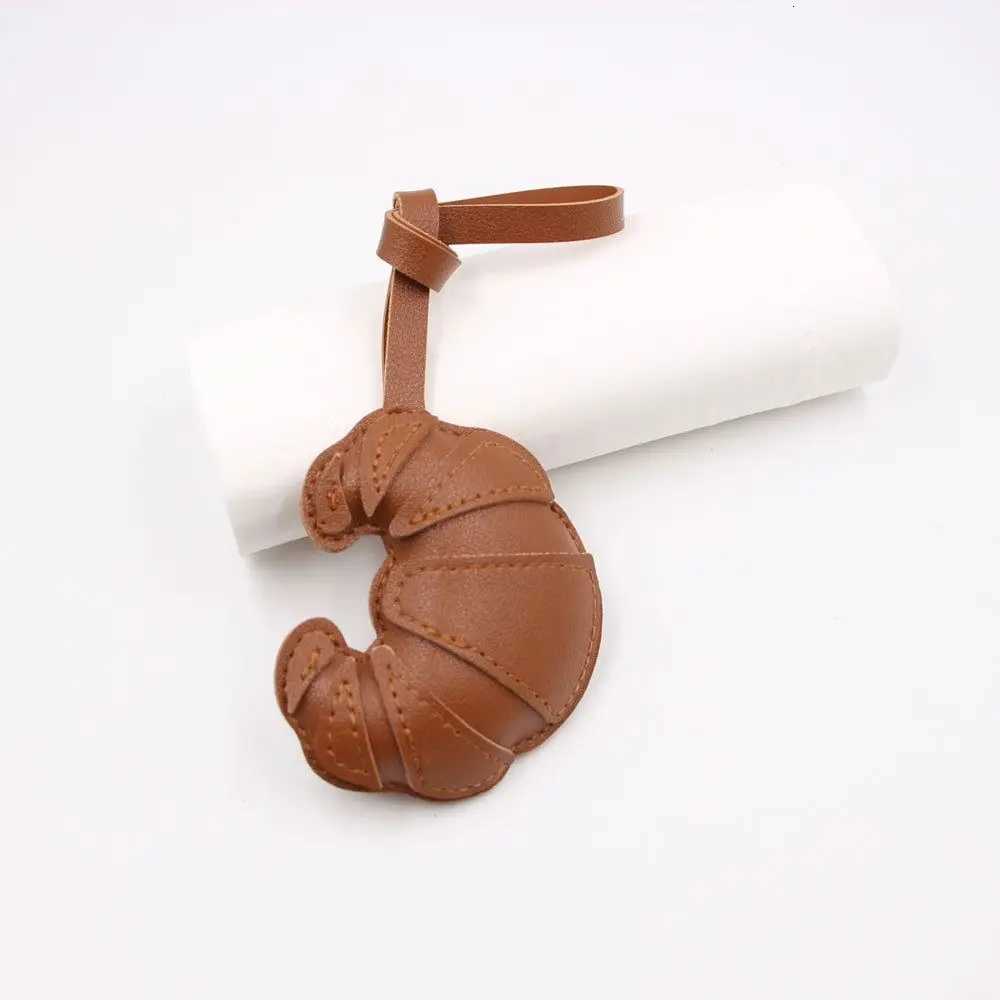 Lovely PU Leather Croissant Keychain Car Keyring Fashion PU Leather Hanger Cartoon Bag Pendant Women W251021