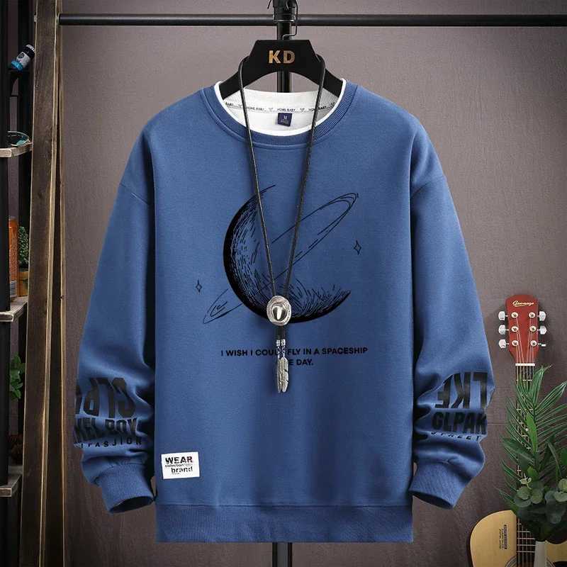 Autumn Mens Sweatshirt Cool Moon Print Long Sleeve Tshirt Fashion Mens Clothing Grey O Neck Harajuku Exclusive Design Top New W251021