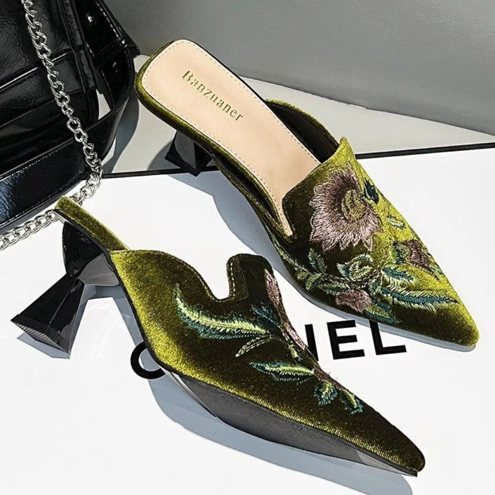 Slippers for Women in Summer 2025 Style Outerwear Chinese Embroidery Fine Heel Pointed Toe 251011