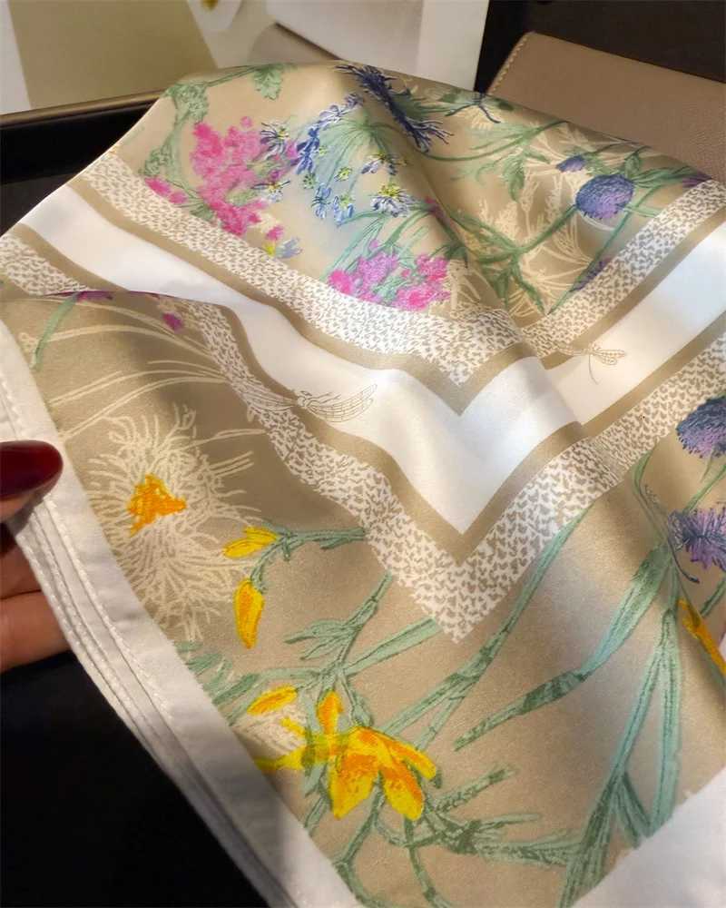 2025 New Fashion Floral Print Shawl Square Scarf for Women Satin Wraps Neckerchief Female Hair Bands Ribbon Headband Bandana W251021