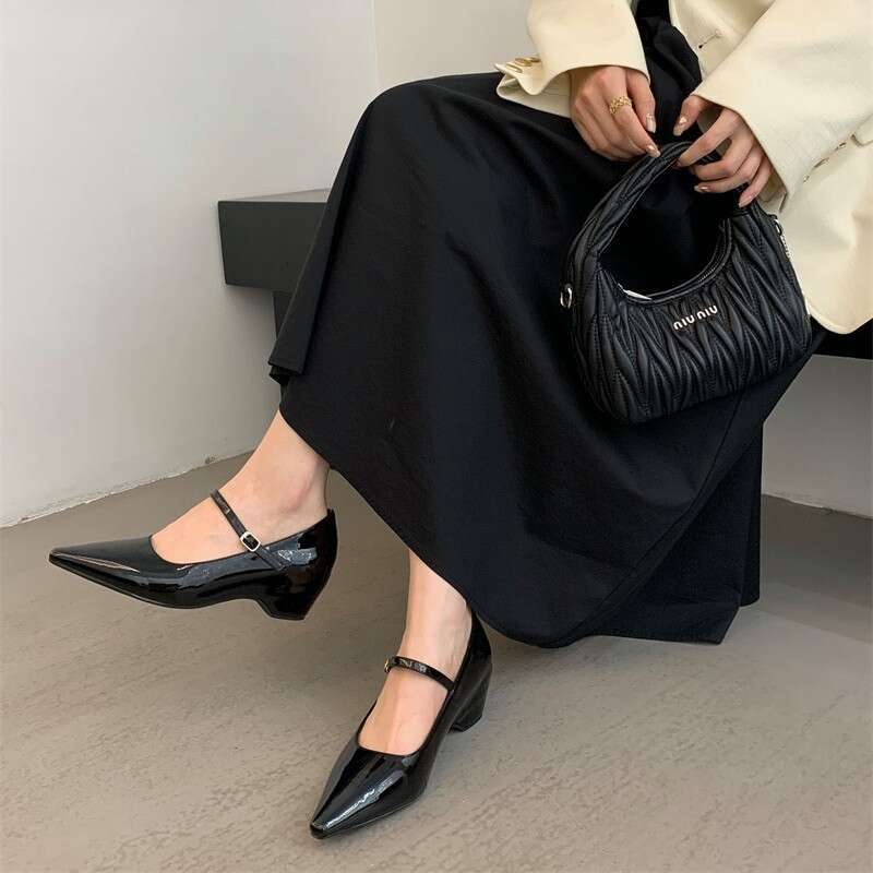 New Designer Shoe Women's Elegant Mary Jane with Shallow Mouth, High Patent Leather Pointed Toe & Chunky Heel Single Shoes
