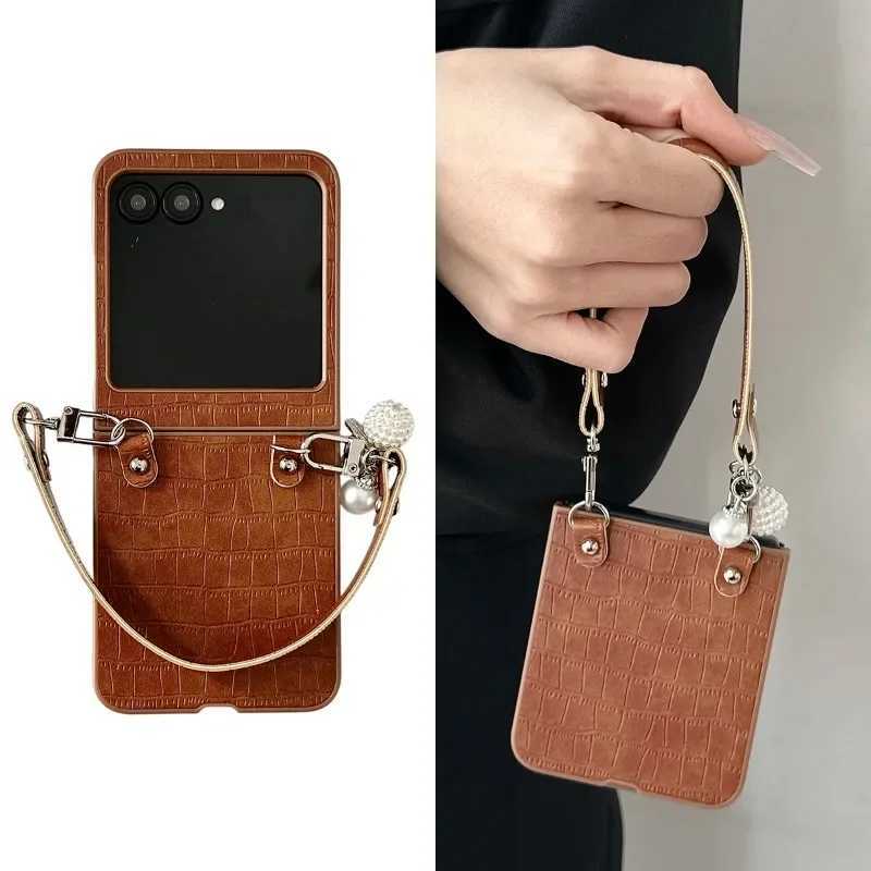 Wrist Strap Alligator Pattern PU Leather Phone Case for Razr 60 Pro 50 Ultra Moto Razr 60 50 Shockproof Cover J251114