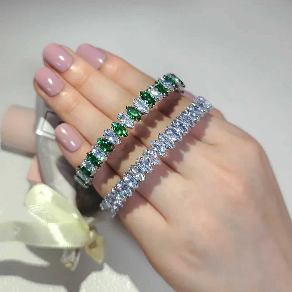 Moonso Arrival Unique Design White Green Color Marquise Bracelet Bangle for Women Valentines Day Gift Jewelry S8250 J251021