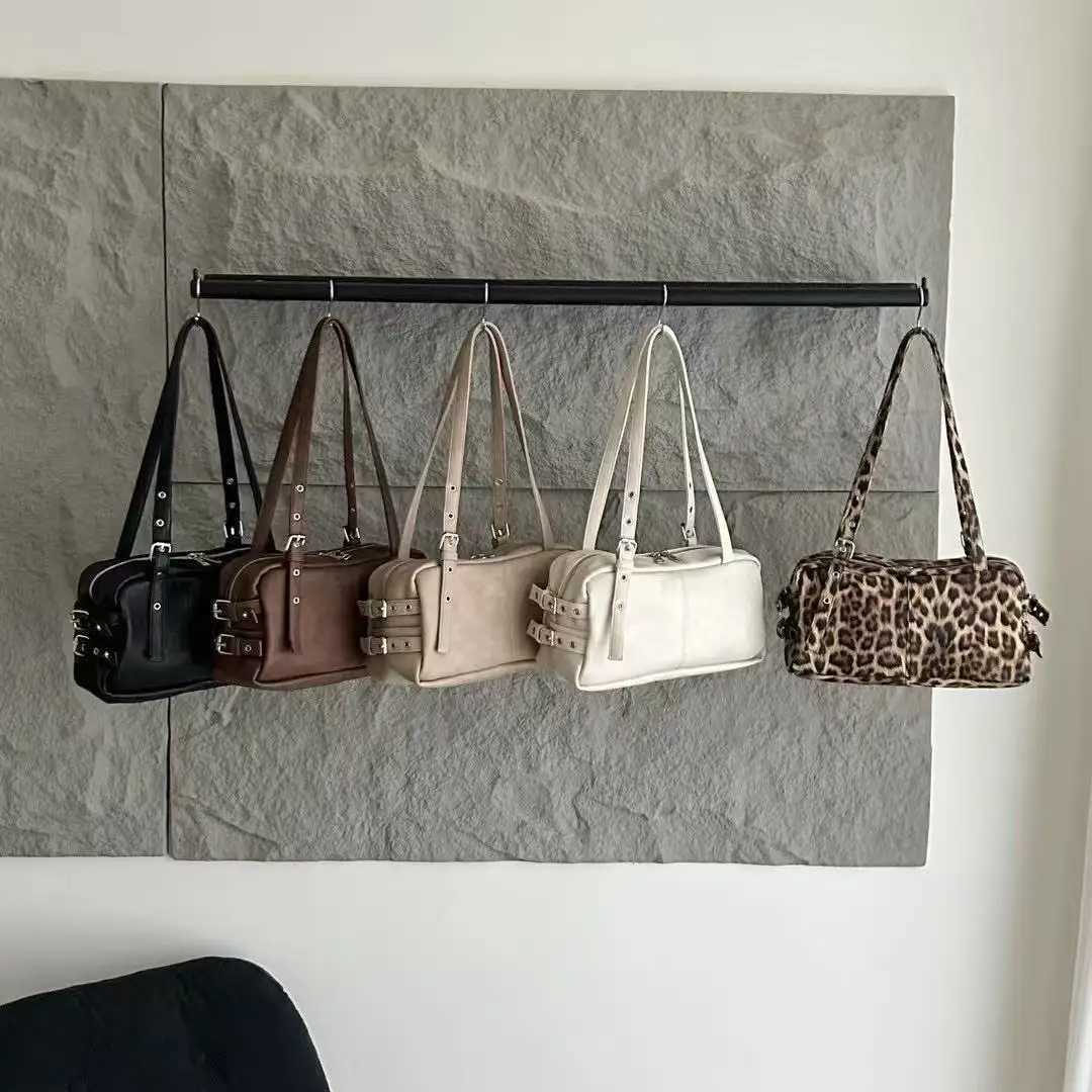 2025 Retro Vintage Large Capacity Womens outder Underarm Bag Commuter Boston Bag Shoulder Womens Bag Artificial Leather Z251018