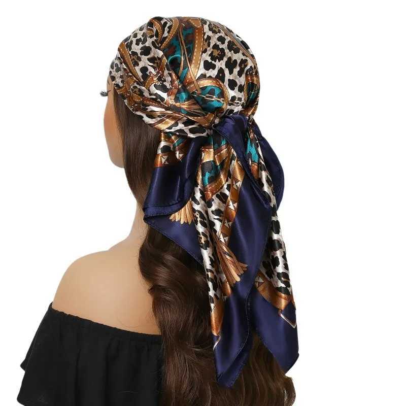 90cm Chain Colored Square Scarf for Women Imitation Silk Scarves for Fashion Trendy Leopard Print Headscarf Shawl Scarf W251021