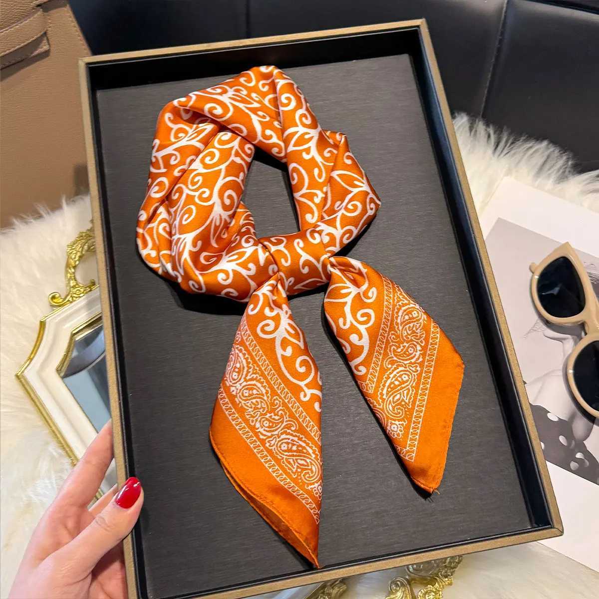 NEW Paisley Square Scarf Women Satin Shawl Wrap Hijab Female Hair Luxury Headkerchief Four Seasons Beach Sun Protection Bandana W251021
