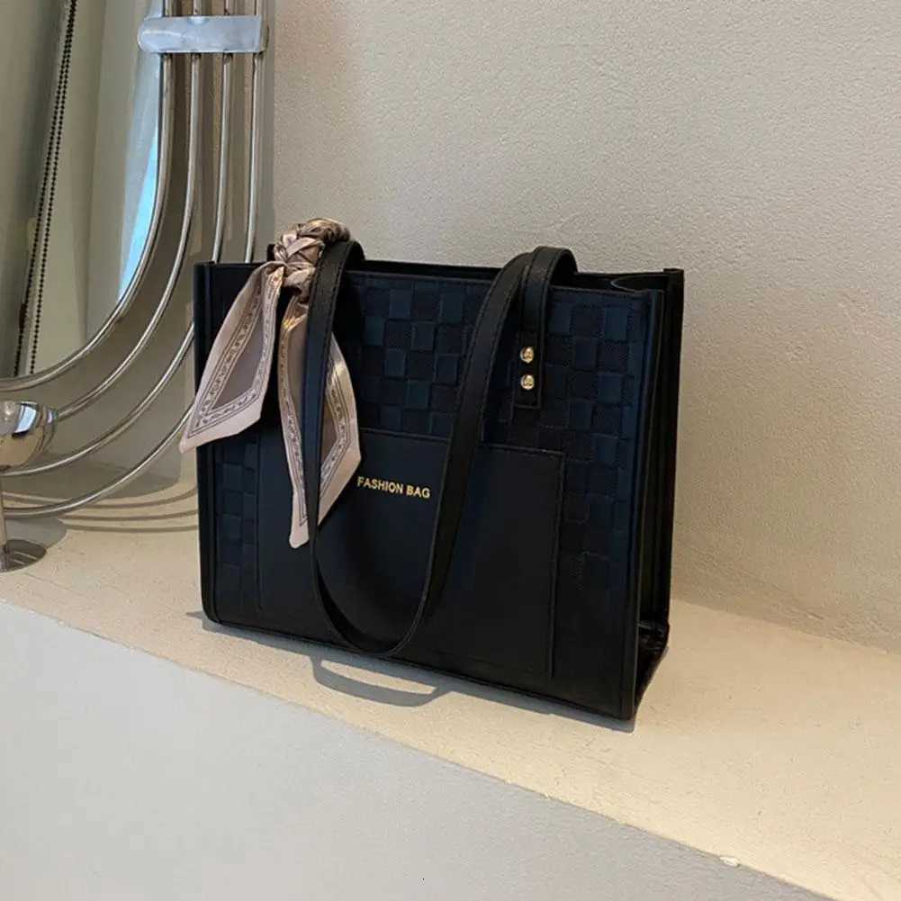 Korean Model Fashion Womens Bag Women Luxury Design Tote Bag Large Capacity Handbag Fashion Printing Shoulder Bag TrendyXJ251021