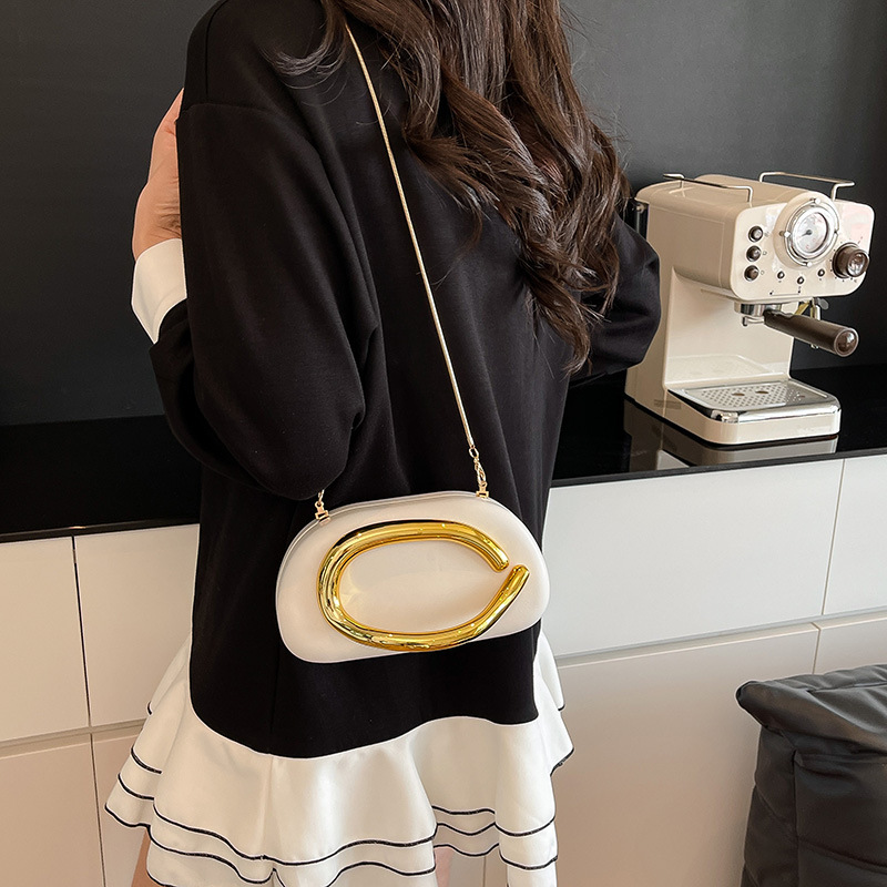 2025 New Luxury Women's Bag Vintage European Style Burgundy Metal Box Crossbody Party & Daily Evening Bags