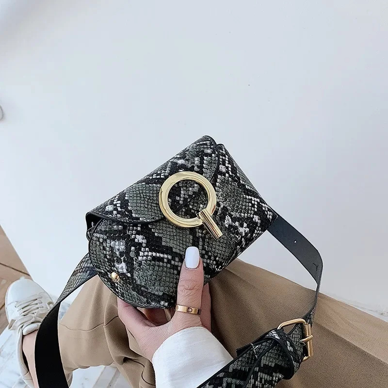 Fashion Snake Print Belt Bag Women Serpentine PU Leather Waist Bags Female Fanny Pack Mobile Phone Bag Waist Packs 251021