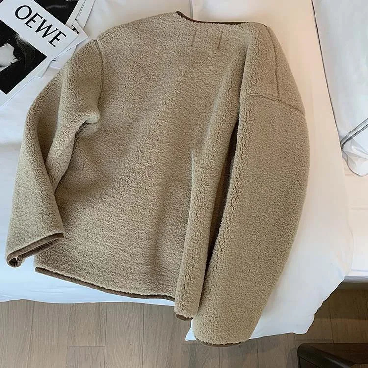 Korean Style Short Lamb Fur Jacket Womens Crew Neck Lazy Outerwear Autumn Winter Arrival Soft Cozy round Top 251021