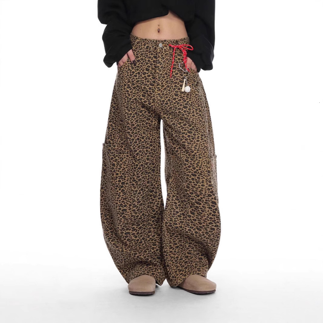 2025 vintage leopard print designer printed large pocket curved knife jeans wide leg pants loose fit autumn and winter new fashion casual women's