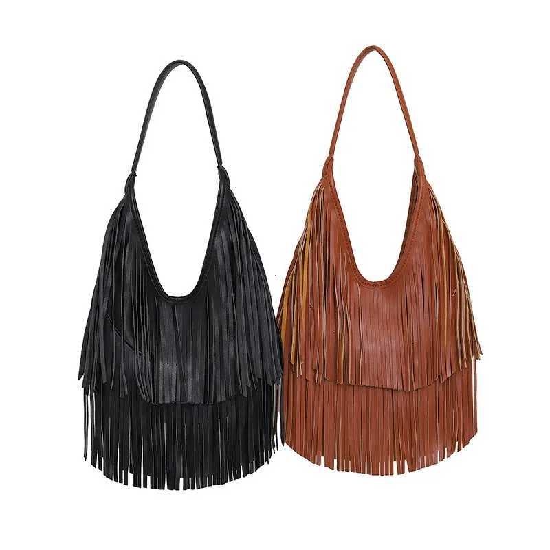 Long Tassel Hobo Underarm Shoulder Bag Designer Large Capacity Women Tote Bag Trendy Solid Color Soft PU Handbag Black BrownXJ251021