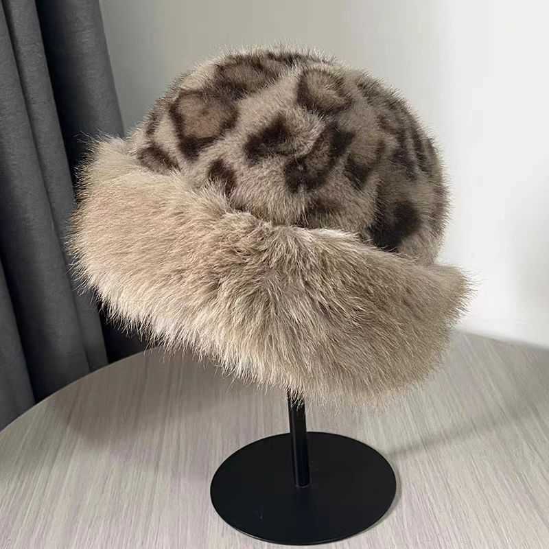 2024 Leopard Print Plush Fisherman Hat Hat for Women Autumn Winter Thickened Warm Ear Protection Imitation Mink Fur H251020