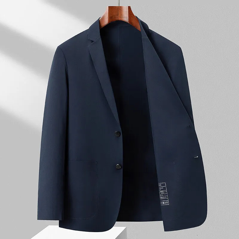 Highend suit mens SpringSummer 2025 business casual embossed seamless highend feel ice silk suit sunprotective jacket 251021