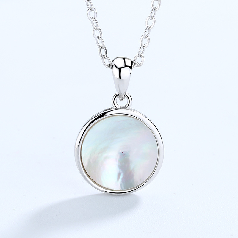 Designer necklace 18K gold natural freshwater pearl necklace light luxury oval mother of pearl high-end titanium steel zircon necklace free shipping