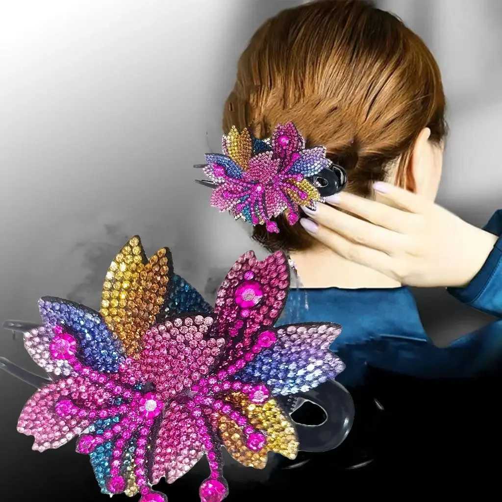 Women New Headwear Female Rhinestone Decorate Hairpins Headpiece Fashion Mothers Three Toothed Hair Clip AccessoriesW254021