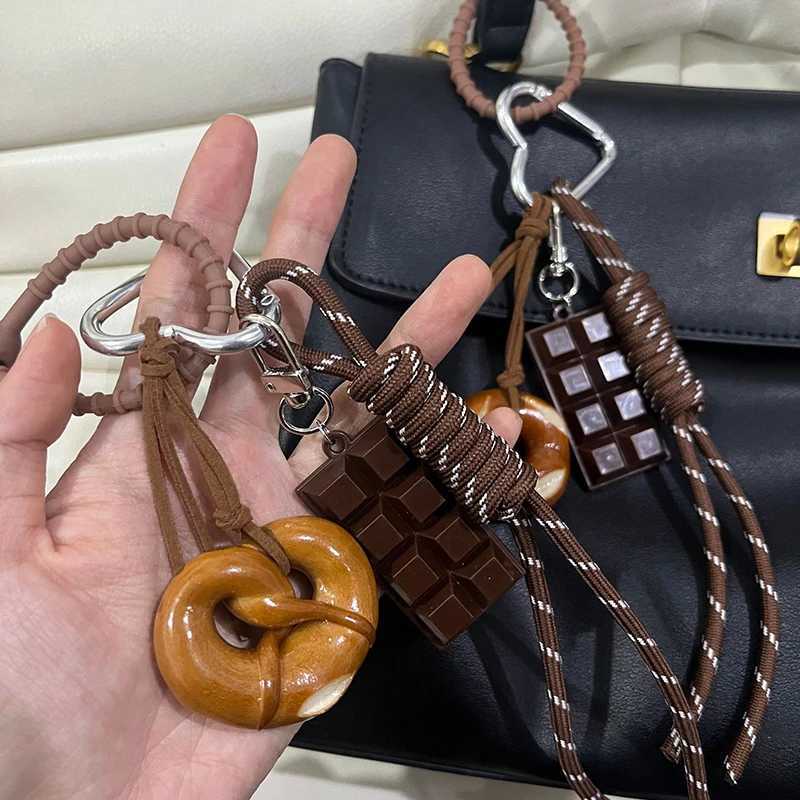 Trendy Y2K Baseball Keychain Nylon Woven Rope Pendant DIY Heart Design Handmade Womens Accessory for Bags Phones Gift J251121