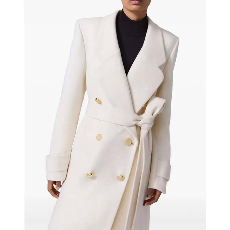 Winter Warm Women Woolen Coat Fashion White TurnDown Collar Long Wool Coat With Belt 251017