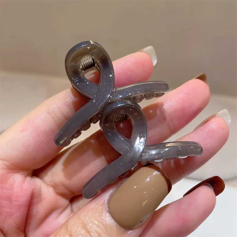 2pcs Mini Cute Little Catch Clip Hair Crabs For Girls Halftie Hair Small Hair Catch Hair Claw Women Bangs Side Clip AccessoriesW254021