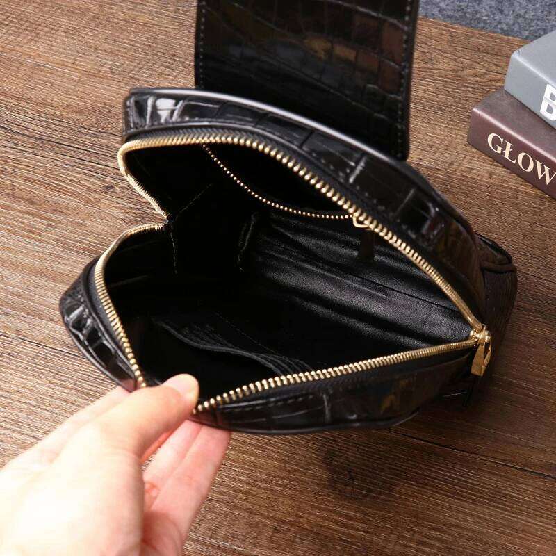 New Men's Crocodile Print Chest Genuine Fashion Casual Leather Retro Multi-Function Shoulder Bag 251021
