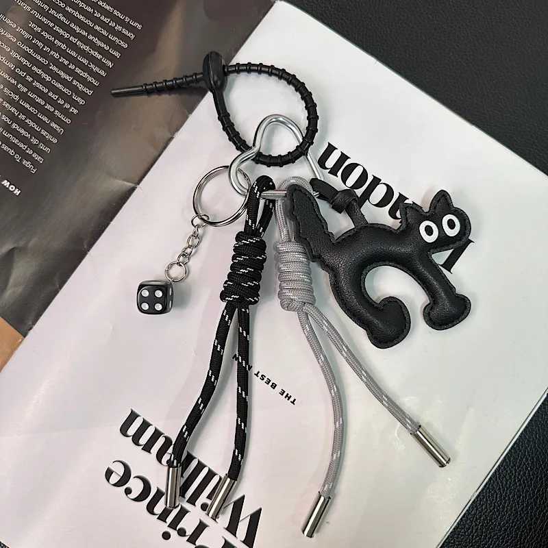 Vintage Brown Autumn And Winter Leather Sausage Dog Chocolate Suitable For Mobile Phone Bags Keychains Mens And Womens Pendants J251121