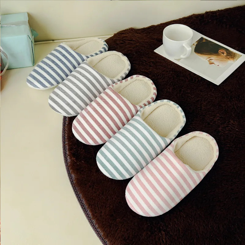 Sandals Women Men Warm Striped Home Slippers Women Indoors slip on Flats Cozy Winter House Shoes Woman Soft 251021