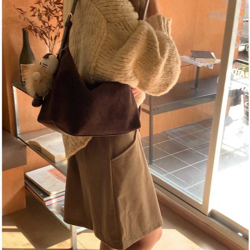 2025 New Autumn and Winter Retro Suede Simple Underarm Dumpling Bag Simple Commuter Suede Single Shoulder Handbag Crossbody BagXJ251021