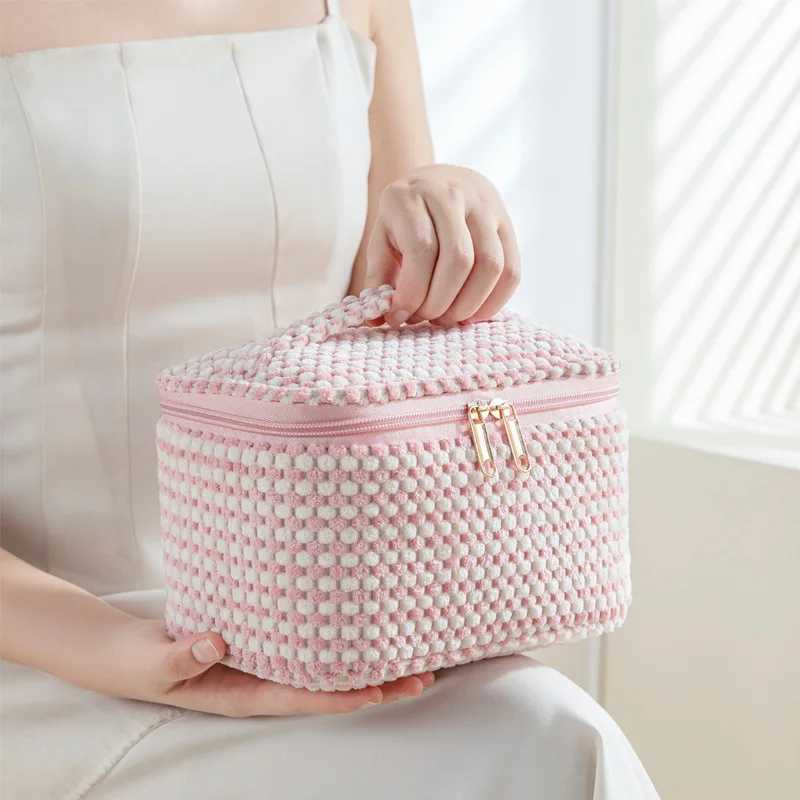 Stylish Corduroy Makeup Bag Set for WomenLarge Capacity with Multiple Compartments Ideal for Travel Daily Cosmetics StorageW251021