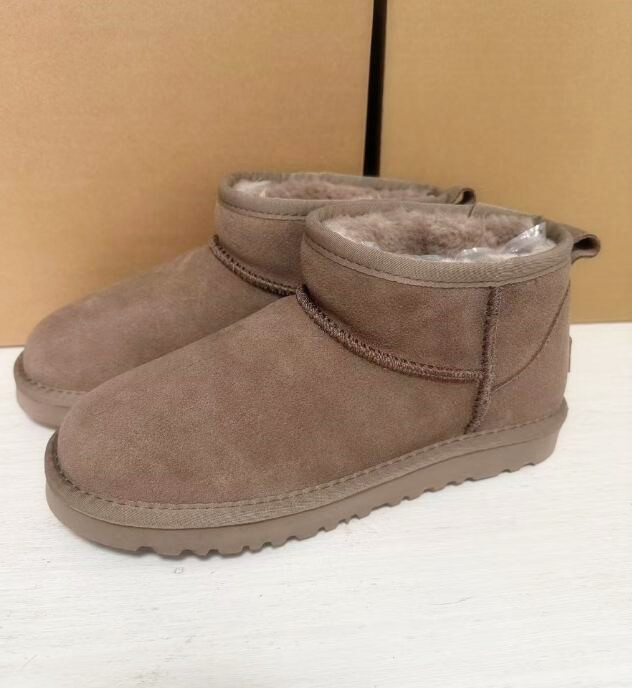 Man Women slipper shport mini snow boots cozy Sheepskin Plush fur keep warm boots casual shoes Beautiful gifts